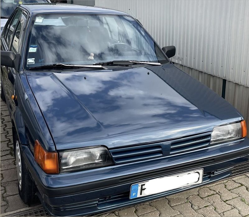 Nissan Sunny Sedan 1.6 SLX
