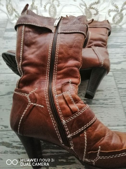Жіночі зимові чобітки