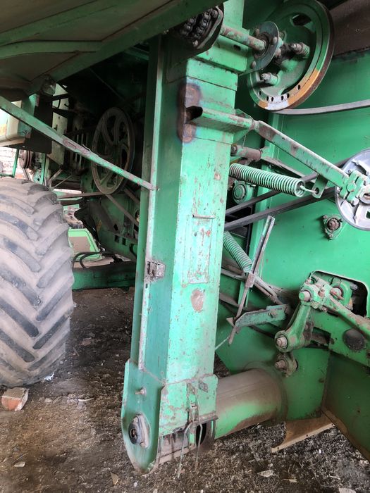 Продам комбайн Дон 1500Б