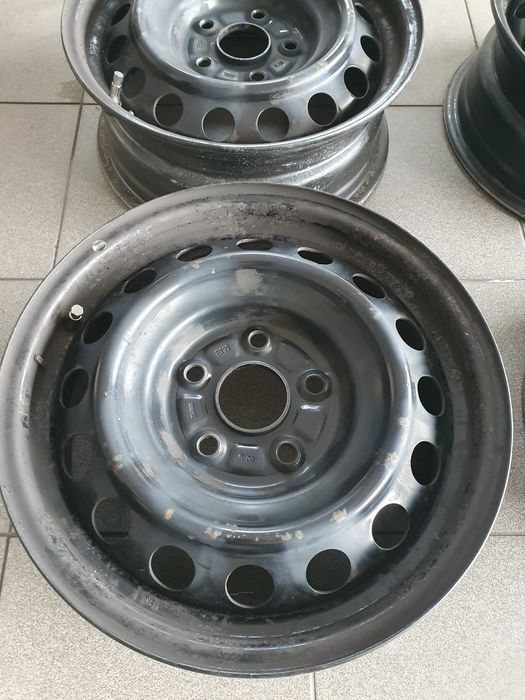 Felgi stalowe 15' Toyota Auris