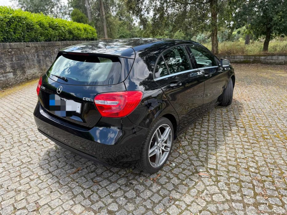 Mercedes A180D AMG GPS — foto 6