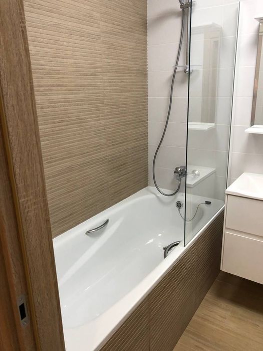 Здається 2-кімнатна квартира в ЖК White Tower (5/9, ліфт, генератор)