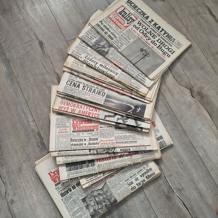 Express wieczorny . Stare gazety .25 sztuk