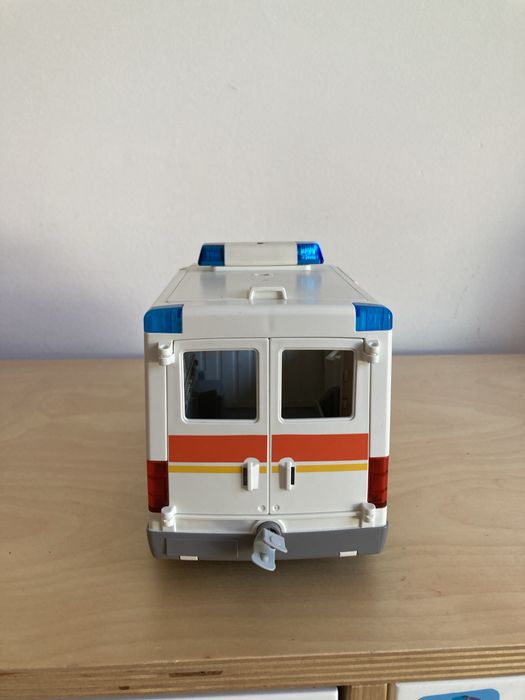 Playmobil karetka ambulans