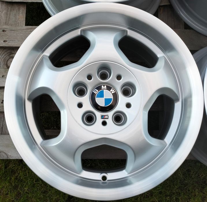 Felgi Oryginał BMW E36 E46 E90  7,5x16 ET35 5x120 M contour