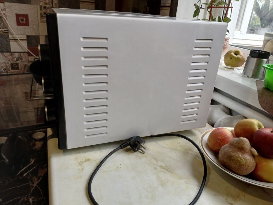 Електрична піч Artel md4816, без стекла