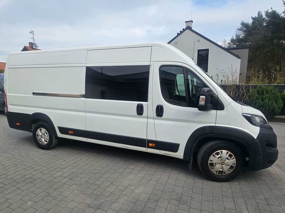 Peugeot Boxer  L4 H2  siedem sób, krajowy