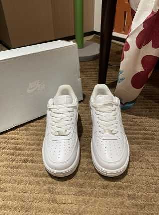 Nike Air Force 1 Low '07 White R.40