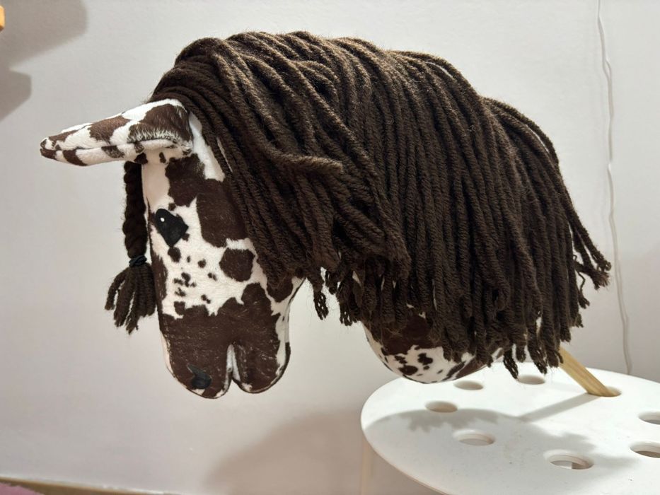 Tarantowaty Hobby horse A4