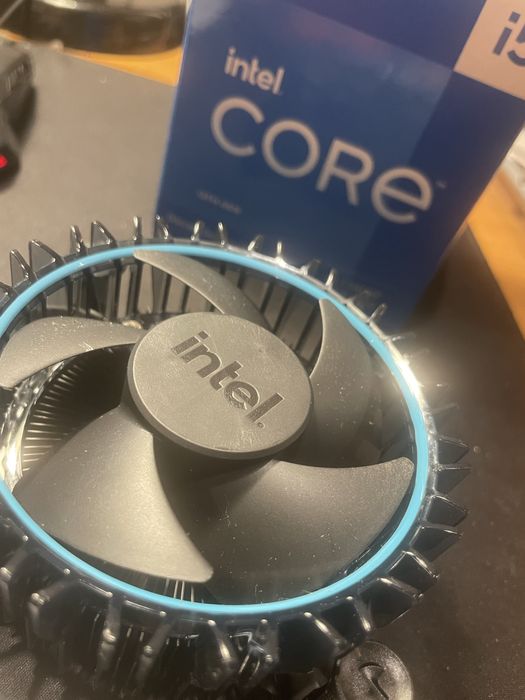 Radiator chłodzenie wentylator wiatrak Intel Core i5 LGA1700 nowy 13ge