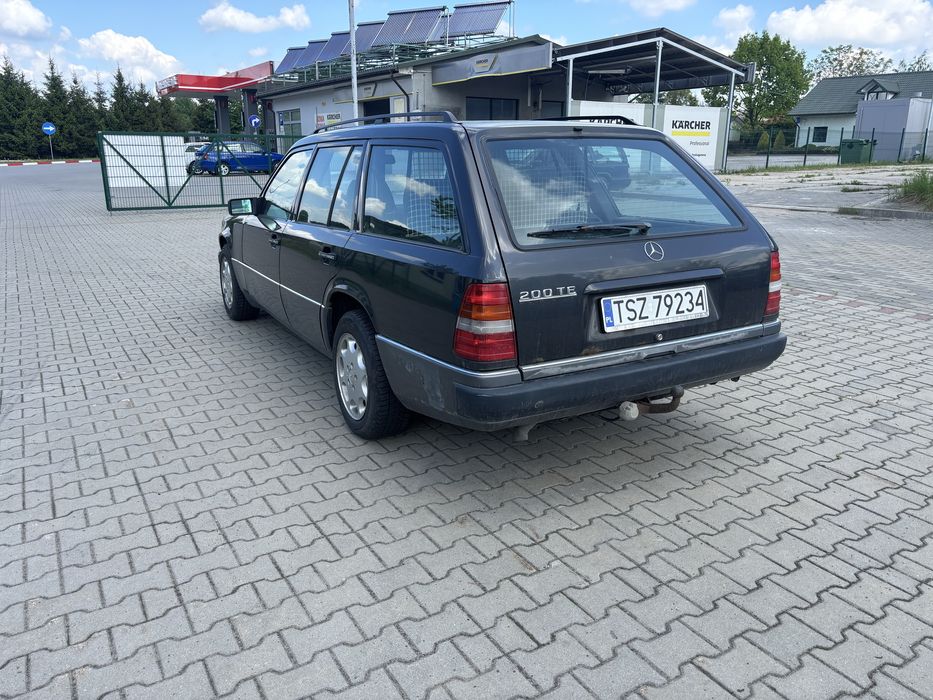 Mercedes W124 200TE