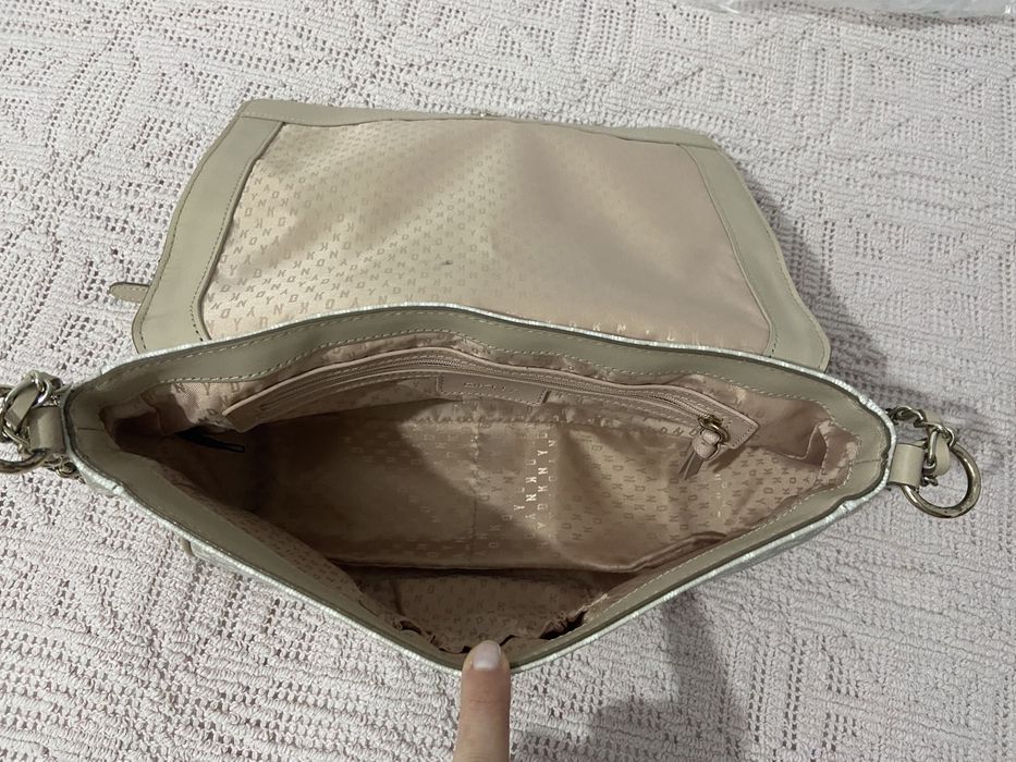 Mala DKNY - em excelente estado