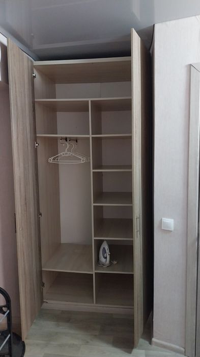 Подобово 1-кімнатна,1 поверх