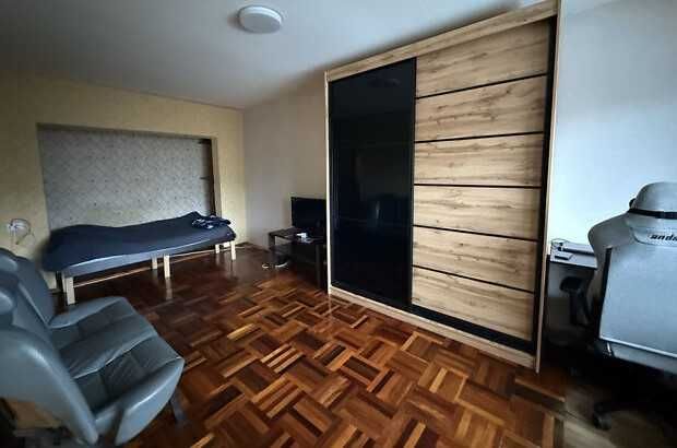 Продается 1 комн. квартира по ул. Товарищеская, в хорошем состоянии