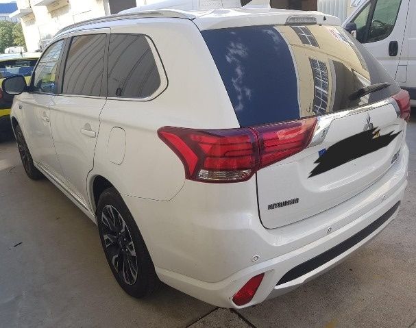 Mitsubishi Outlander 2.0 Intense Navi