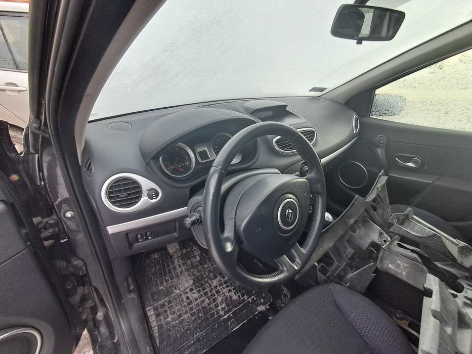 2006 Renault Clio III 1.2 16V D4F740 75 KM Silnik Skrzynia części