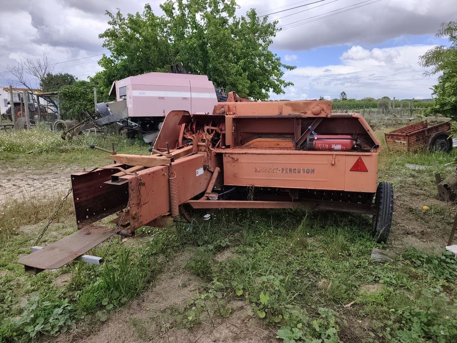 Enfardadeira Massey Ferguson