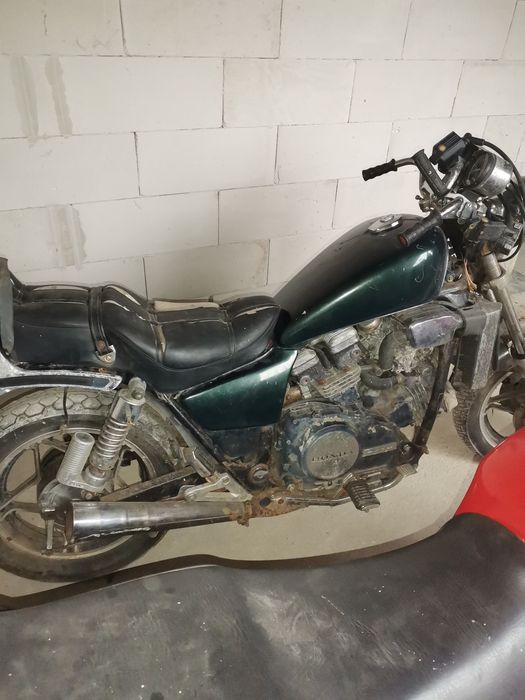 Sprzedam czesci z hondy magna 750