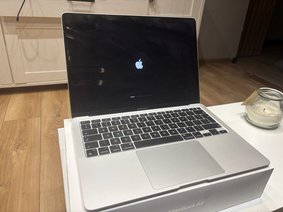 Apple Macbook Air M1 8GB 256GB