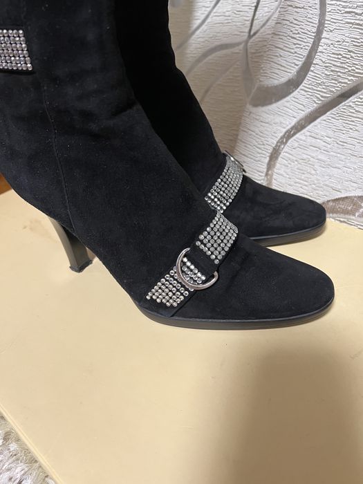 Чоботи жіночі замшеві