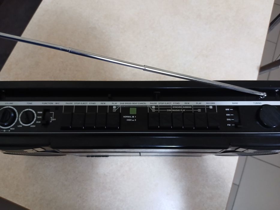 Магнітофон SANYO ідеальний стан!