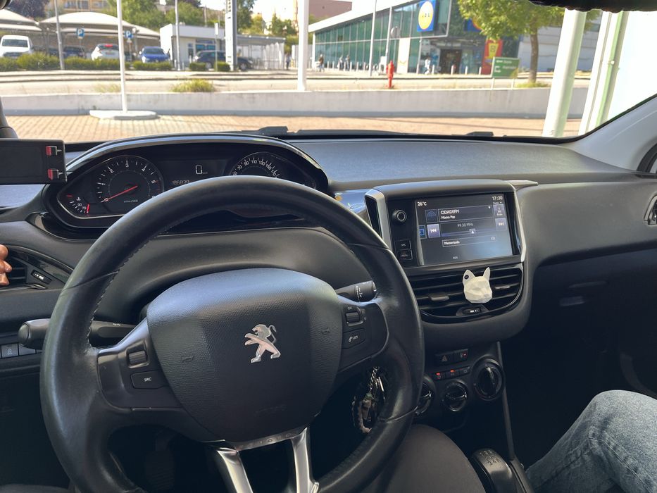 Vendo Peugeot 208