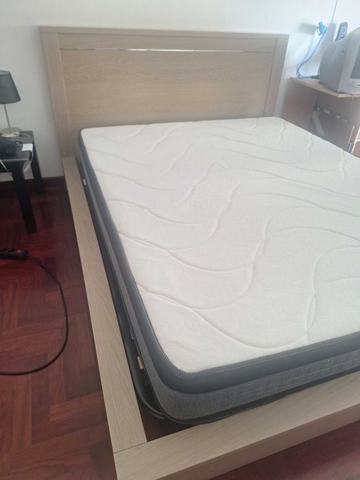 Cama de casal 170x200 com colchão