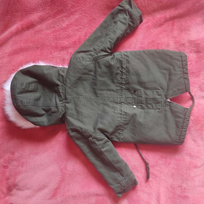 Парка, куртка прохолодна осінь-весна, дуже гарна