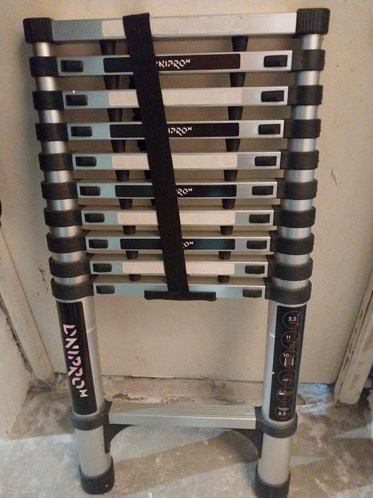 Телескопічна драбина Дніпро М 3.2м.