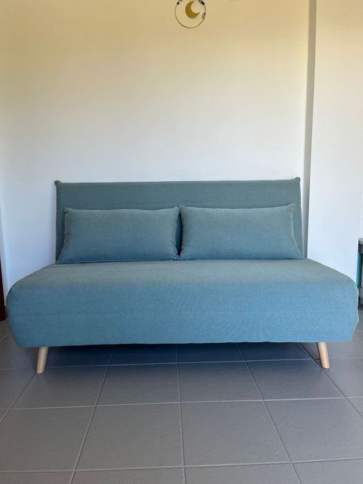 Sofá-cama de 2 lugares com sobrecolchão
