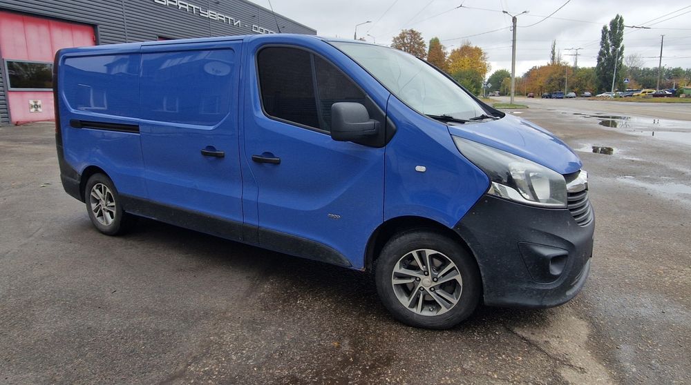 Продам Opel Vivaro