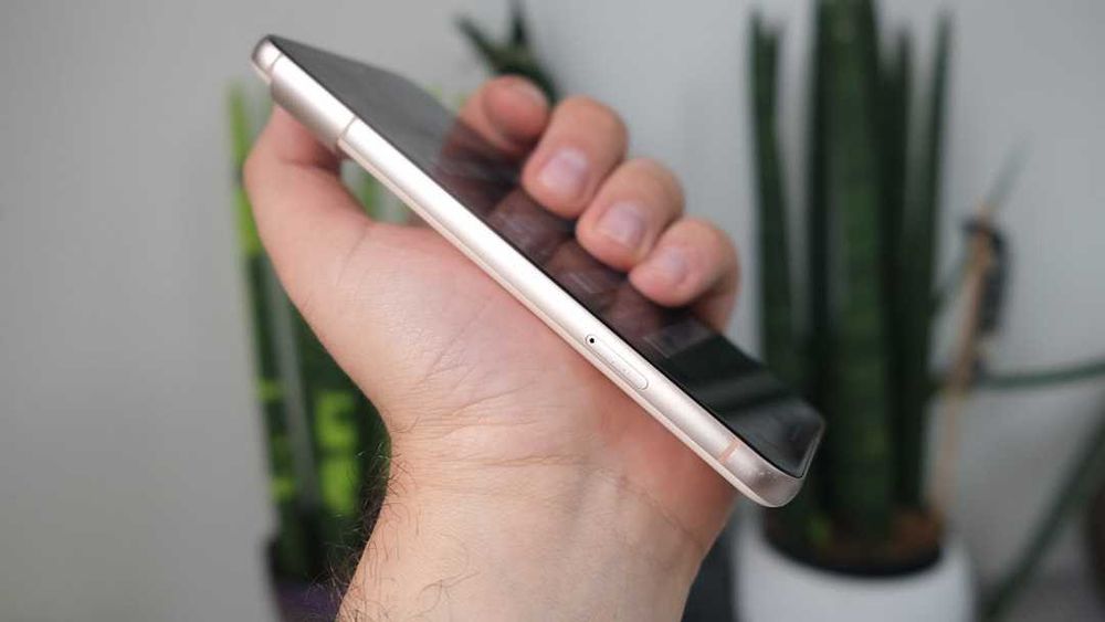 Google Pixel 8 8/256 GB (Rose) Neverlock