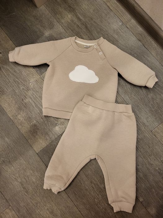 Продам костюм украинского бренда детской одежды  Ela