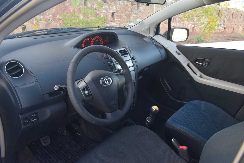 Toyota Yaris 1.33 VVT-i Active