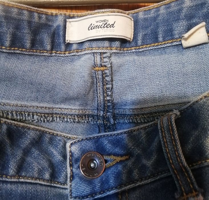 Продам  зручні, джинси,  у відмінному станіі