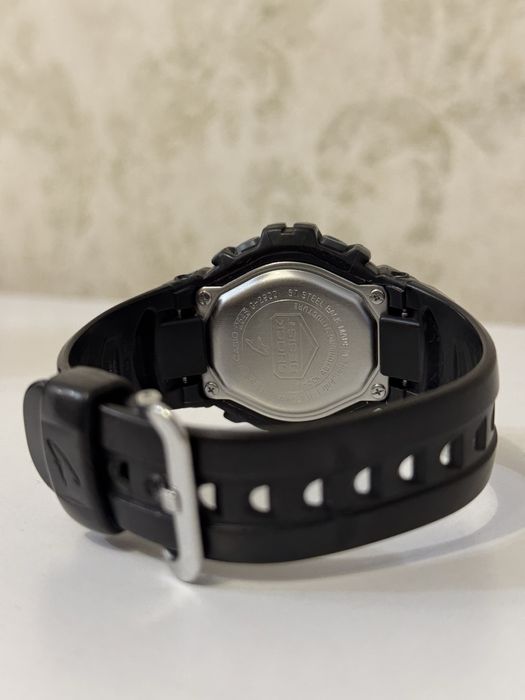 Годинник Casio купувавсь новим