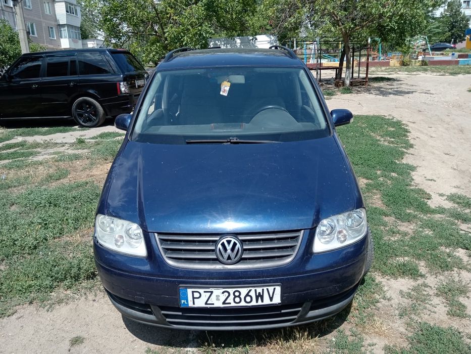 Volkswagen tauran 2003  1.9D