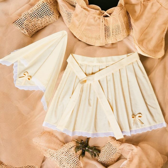 Fartuszek i chusta folk ludowy dziecięcy