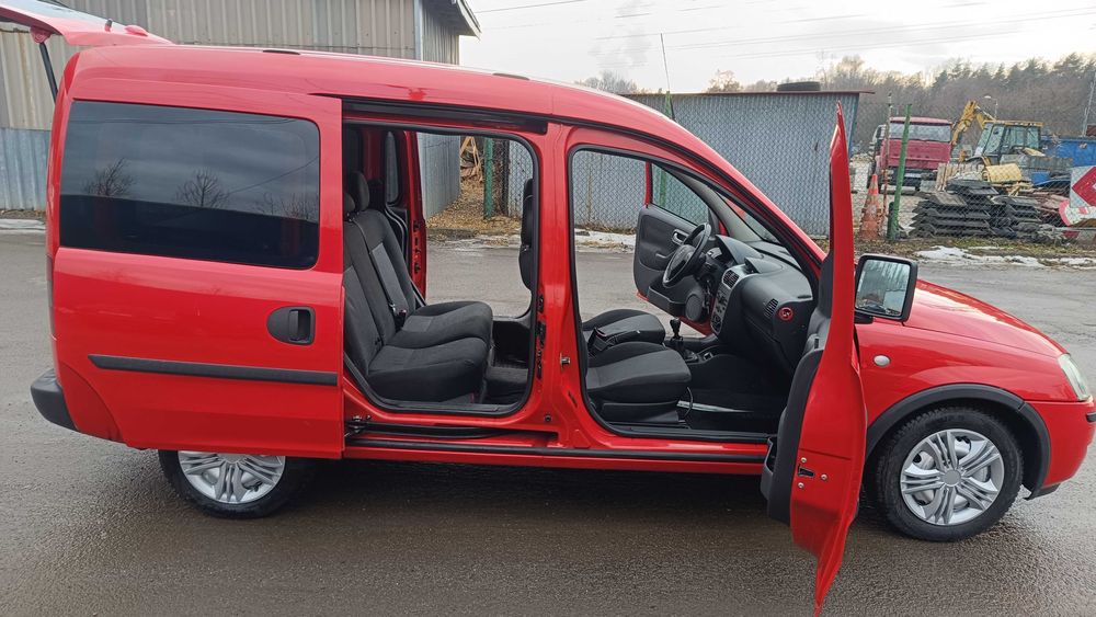 Opel COMBO 1,4 2009 r    super stan ECO-TEC