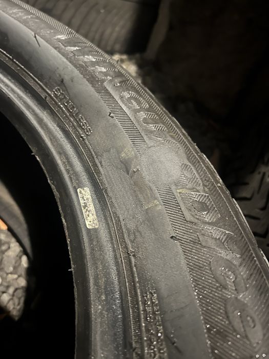 666 Корейские зимние шины R20 265/50 Roadstone