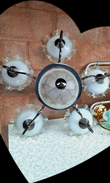 Люстра на 6ламп без пошкоджень