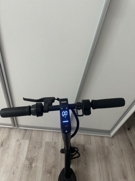 Продам електросамокат ninebot max g30 ultra