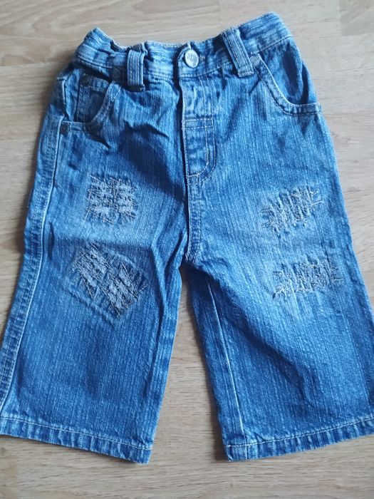 Spodnie jeansowe dla niemowlaka w rozm.  62