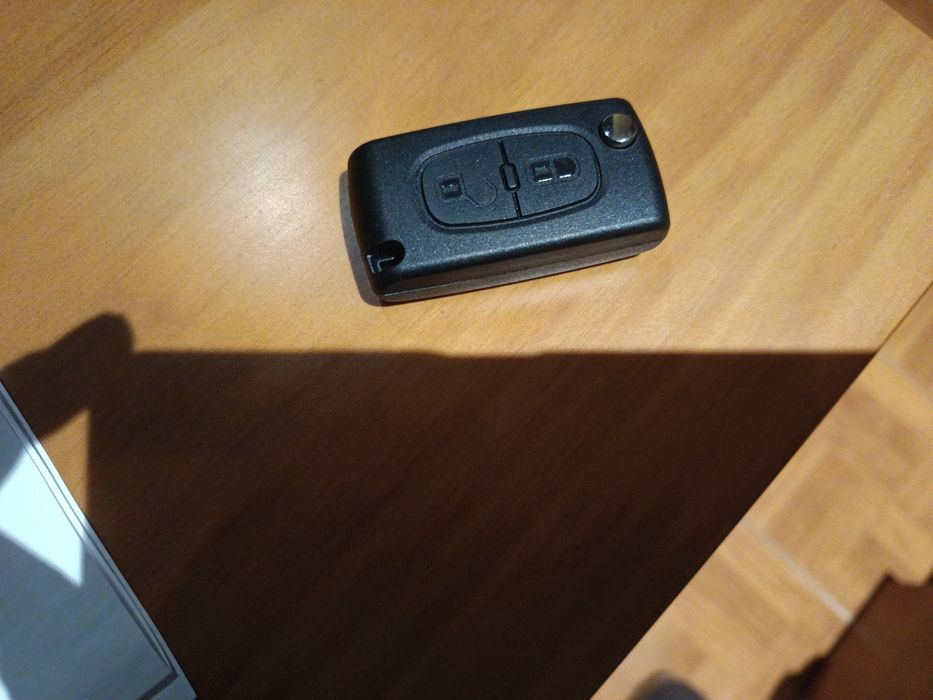 Carcaça nova para chave automóvel