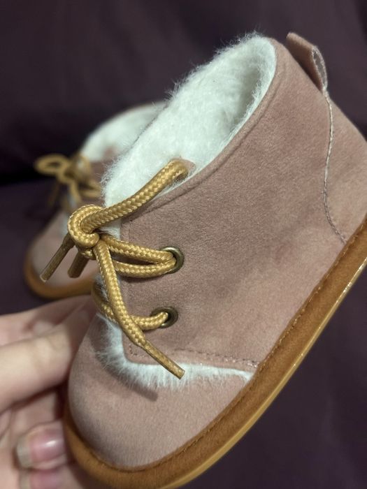 Пінетки для дівчинки