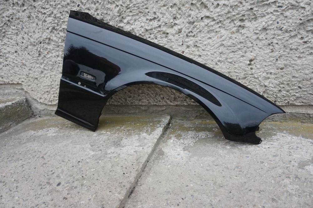 BŁOTNIK PRAWY BMW E46 475 COUPE CABRIO 98/02r