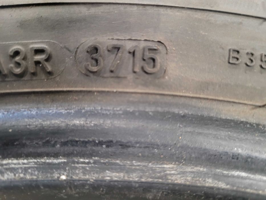 Komplet opon Dunlop 225/60 R 17