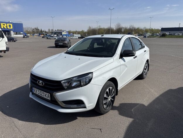 Продаю Lada Vesta
