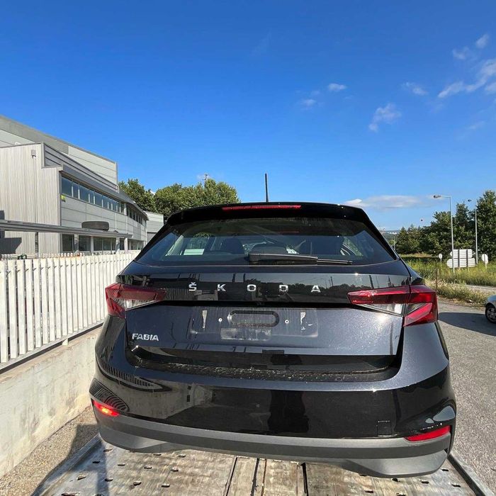 Skoda Fabia 2022 para peças