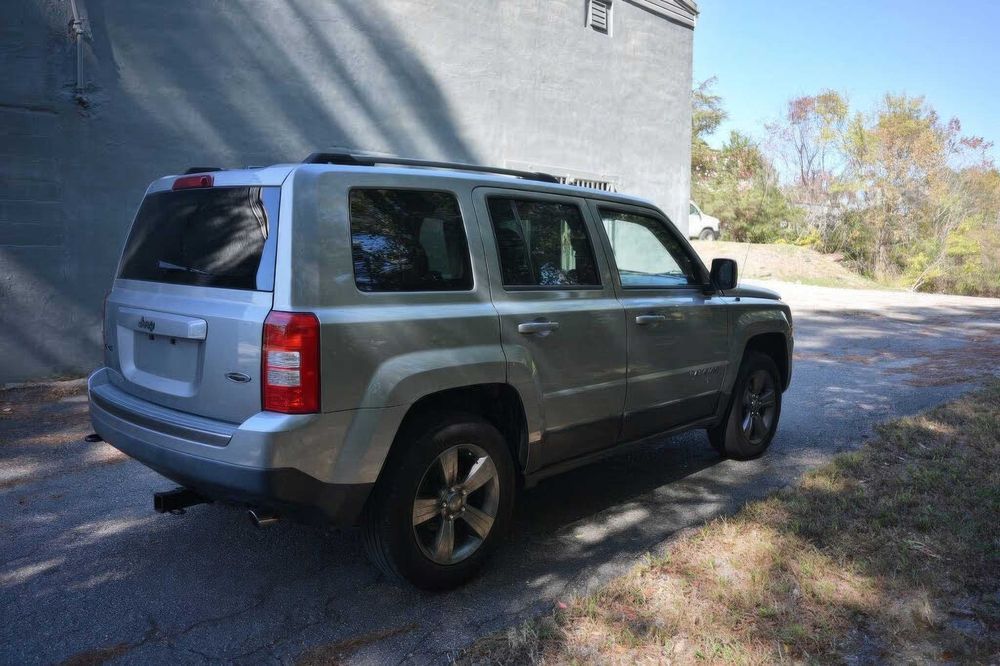 Jeep Patriot Sport SE      2016